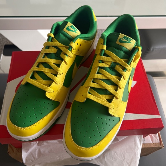 Nike Dunk Low Retro Reverse Brazil - Picture 2 of 6